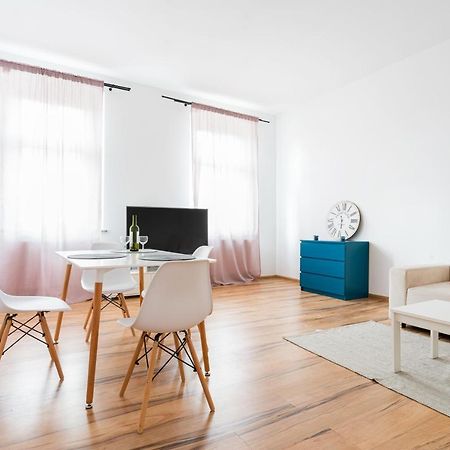 Avalon Apart 2 ليجنيكا المظهر الخارجي الصورة